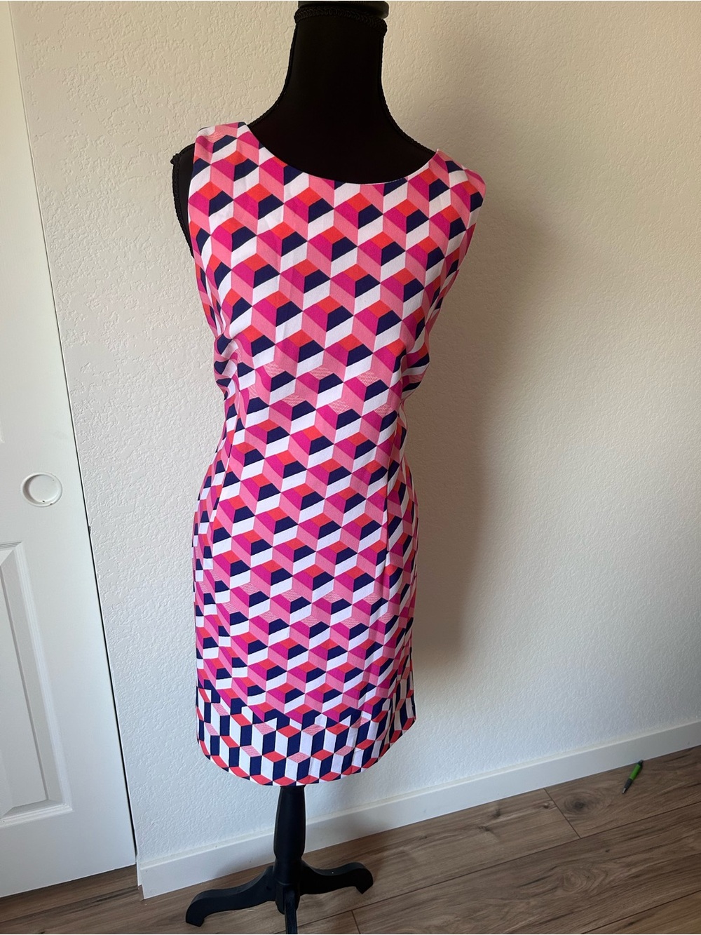 Geometric Print Sheath Dress in Pink and Navy Mod 60s